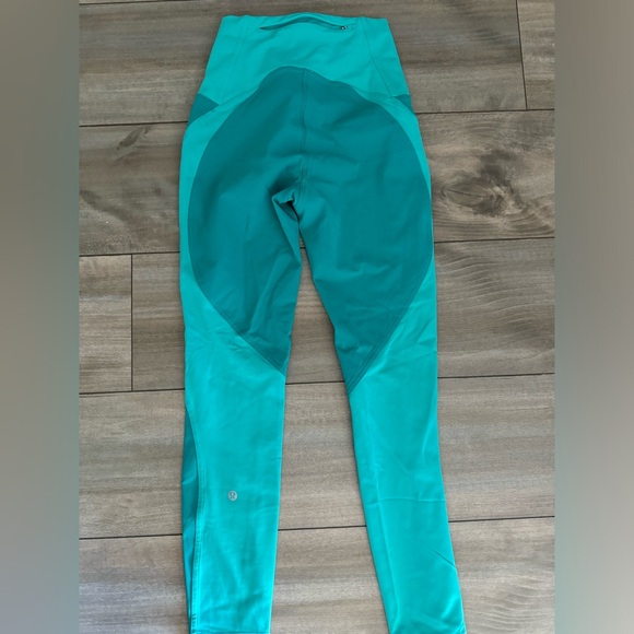 Lululemon Train Times 7/8 Pant green size 4 - Picture 7 of 10